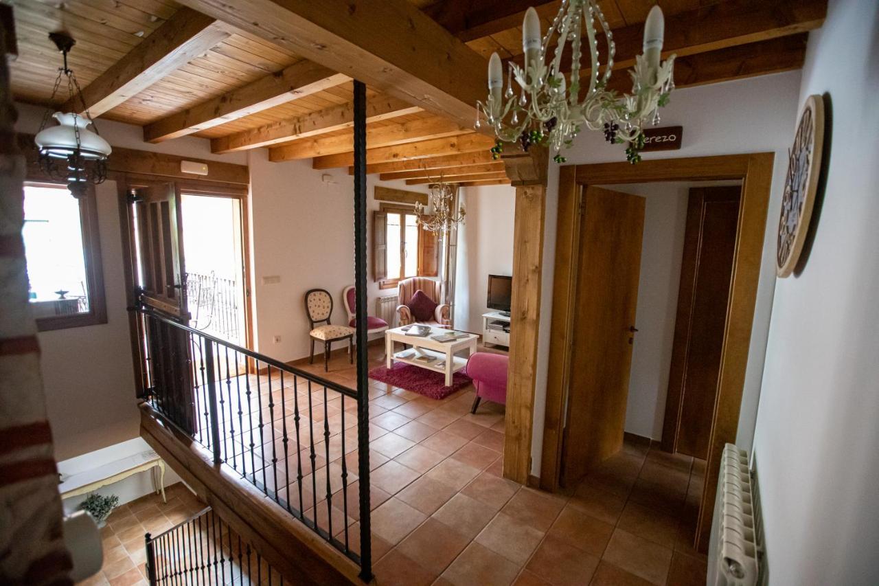 Hotel Rural En Las Cascadas De Tobera Bagian luar foto